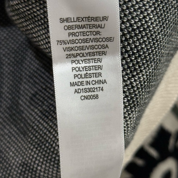 Black, Green and White Sweater - Picture 3 of 7